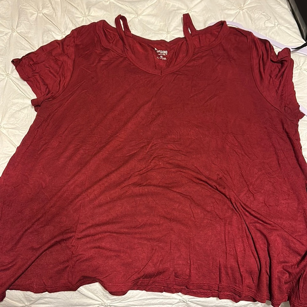 Cut out Tee shirt